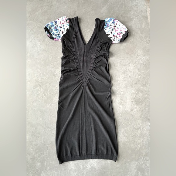 Yuca Paris Women’s Midi Stretchy Knit Black V Neck Bodycon Dress Puff Sleeves S - Picture 6 of 10